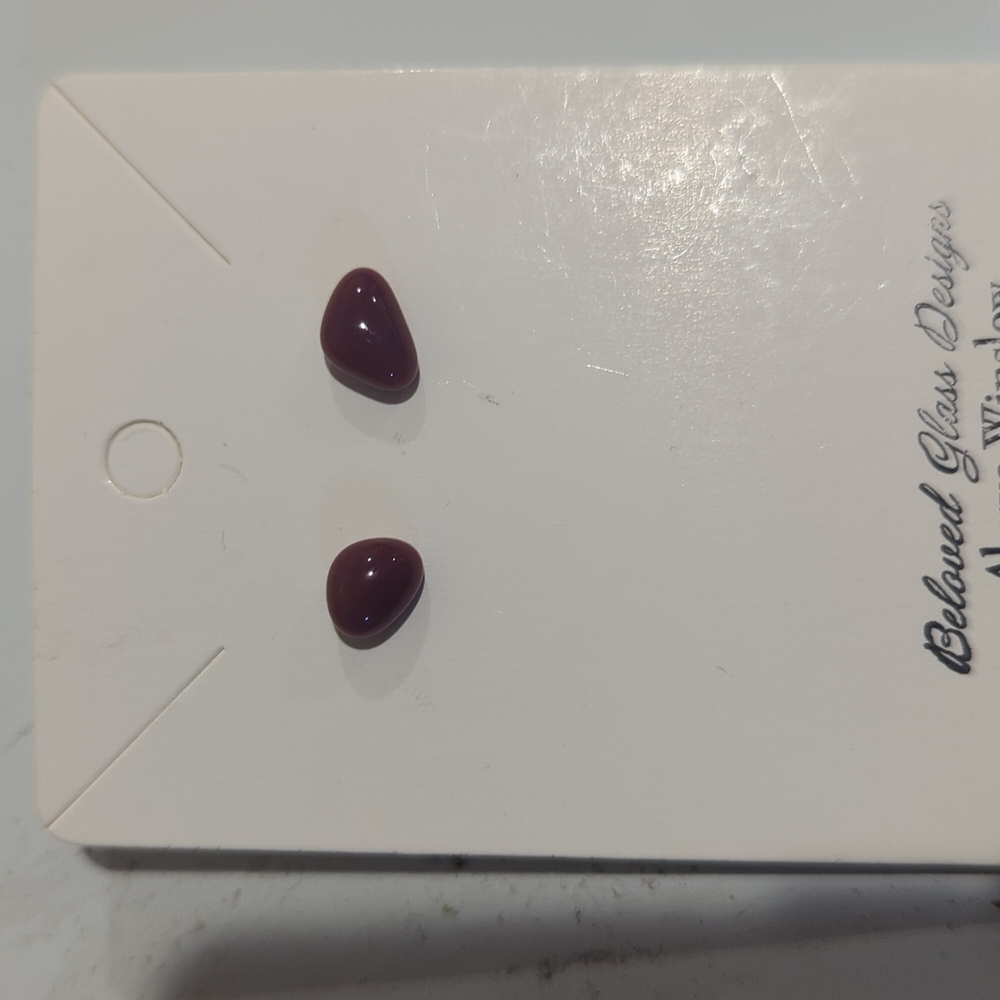 Artisan Handmade mauve colored nickel free studs mini triangles, irregular